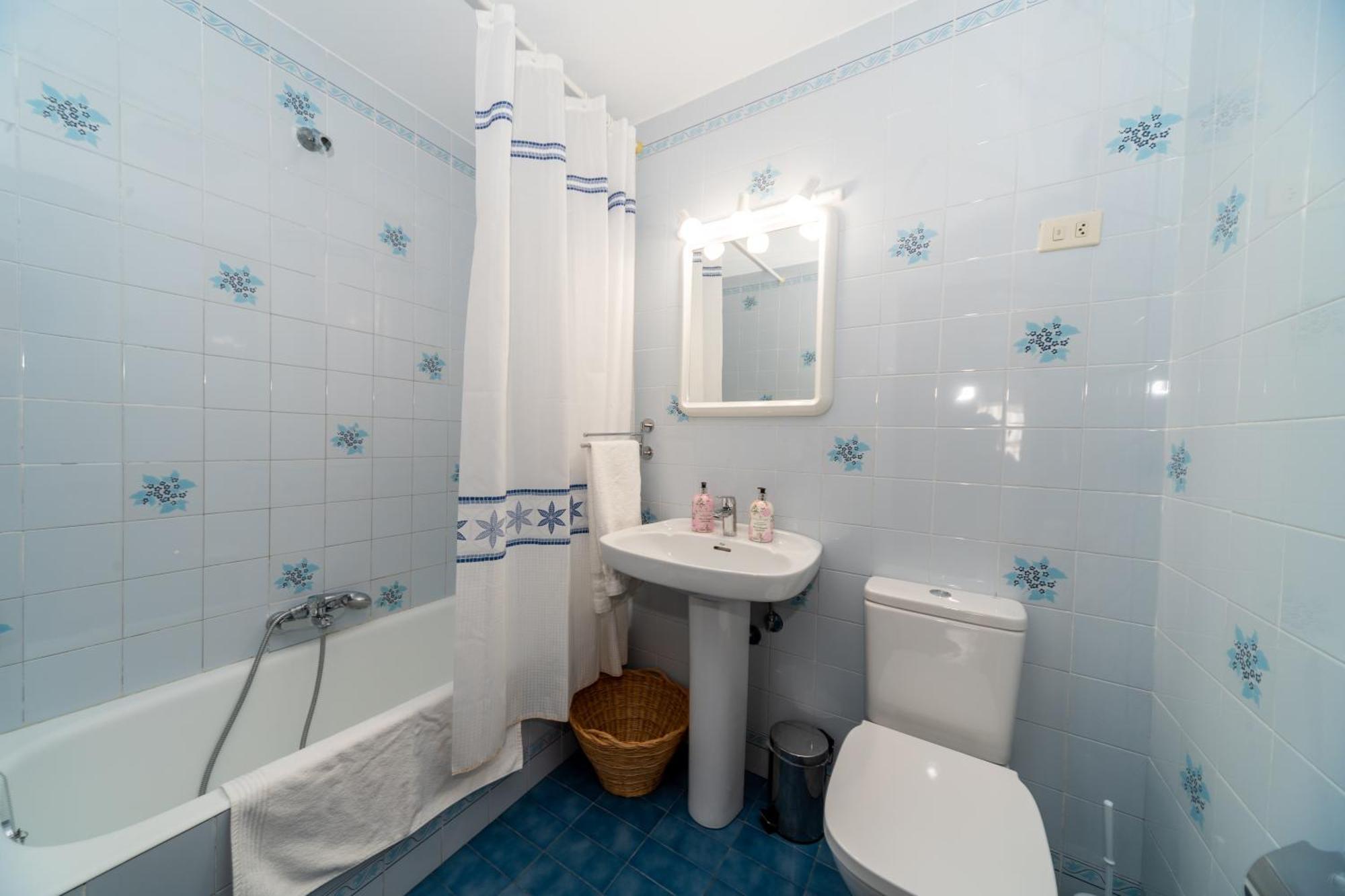 Altamira, Sea & Mountain Apartment Busturia Bagian luar foto